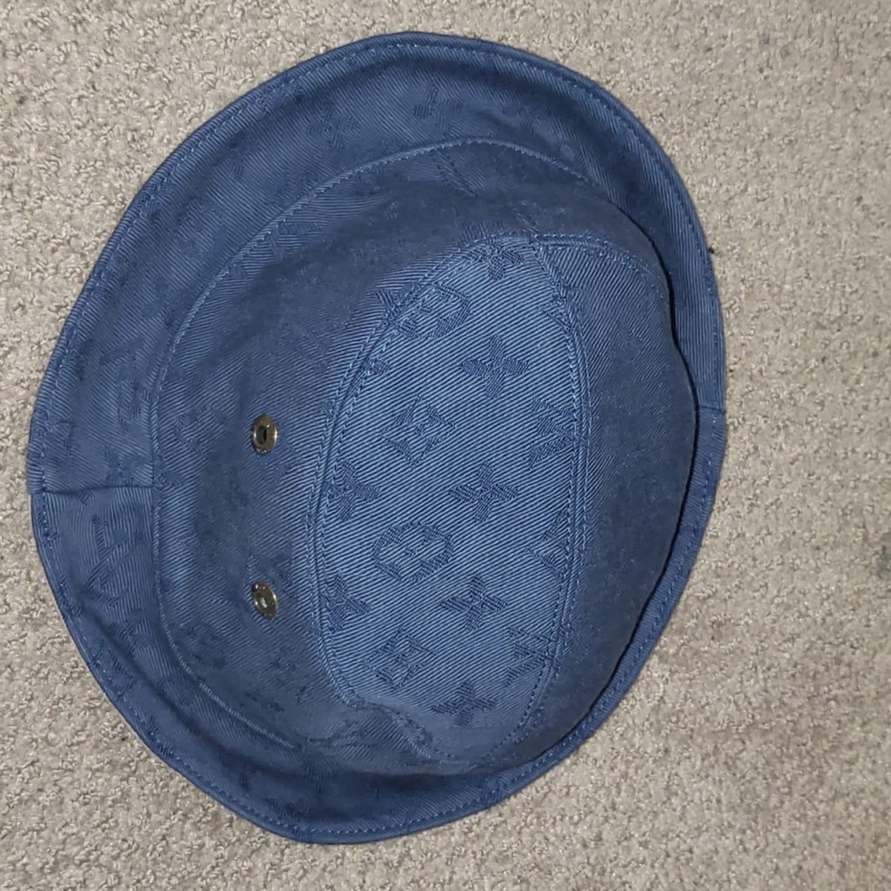 Louis vuitton bucket hat